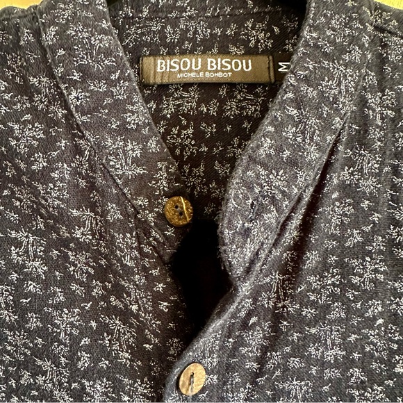 Dark Blue Palm Tree Print Shirt (Size M) - Picture 6 of 7